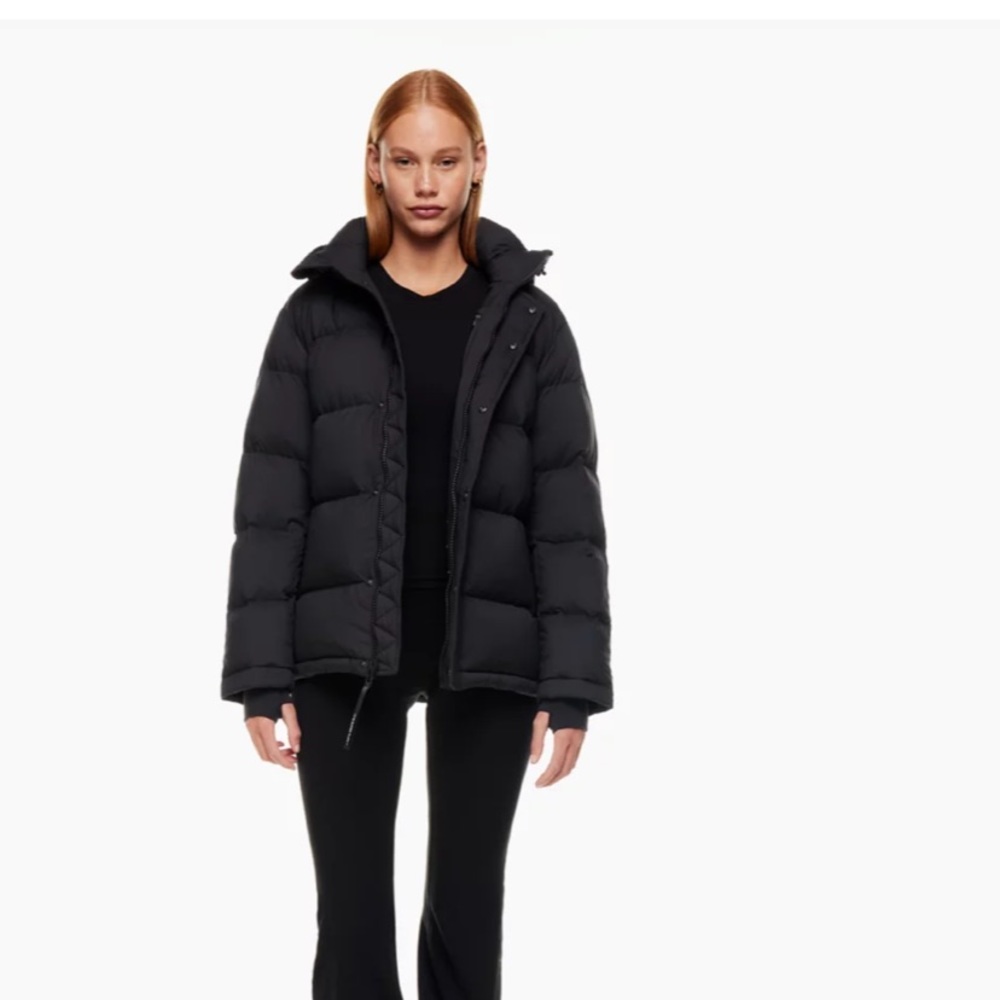 Aritzia Super World Super Puff Black S